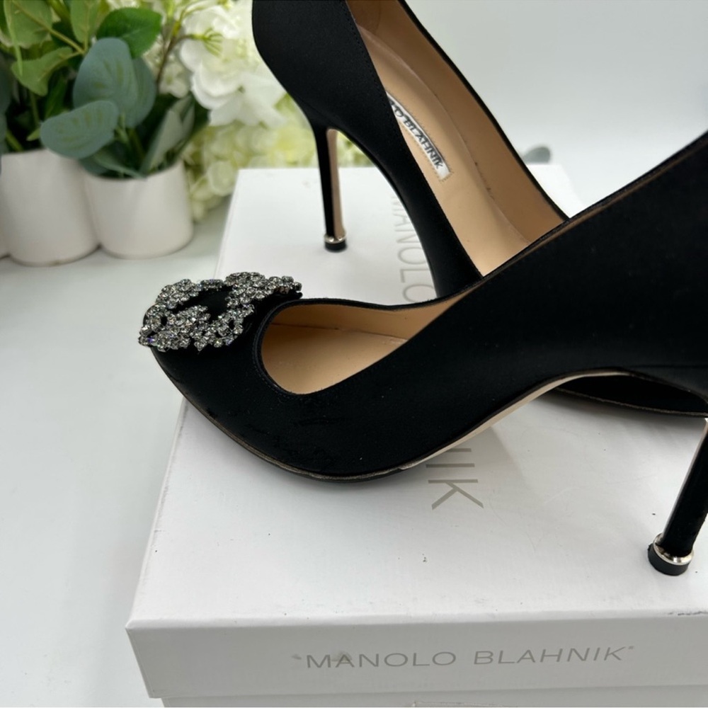 Women’s Manolo BLAHNIK HANGISI satin pump size 37 made in Italy - Picture 12 of 12